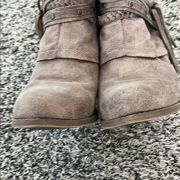 Jellypop Women's Tan Ankle Boots size 8.5 boots for women! Super cute! - Picture 5 of 7